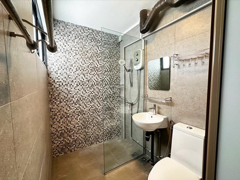 625 Yishun Street 61, 625 Yishun Street 61, 3 Bedrooms, 1,302 sqft, HDB Flat For Rent, by Zac Lim, 60015016 - Bathroom - PropertyGuru.com.sg