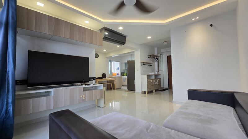 For Rent - 693C Woodlands Avenue 6