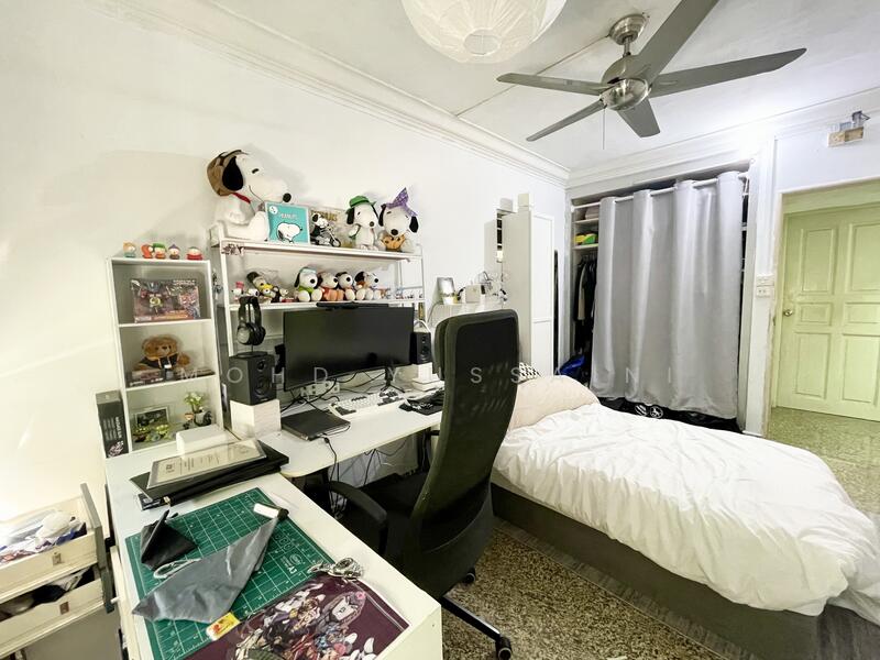 952 Hougang Avenue 9, 952 Hougang Avenue 9, 3 Bedrooms, 1,291 sqft, HDB Flat For Sale, by Mohd Yussaini, 60015216 - Bedroom - PropertyGuru.com.sg