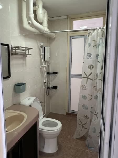 272 Toh Guan Road, 272 Toh Guan Road, 3 Bedrooms, 1,098 sqft, HDB Flat For Rent, by Ronald Pang, 60015282 - PropertyGuru.com.sg