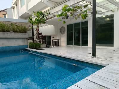 For Sale - Greenbank Park