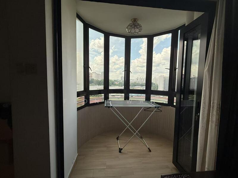 696 Jurong West Central 1, 696 Jurong West Central 1, 3 Bedrooms, 1,324 sqft, HDB Flat For Rent, by Fiona Wang, 60015474 - Balcony - PropertyGuru.com.sg