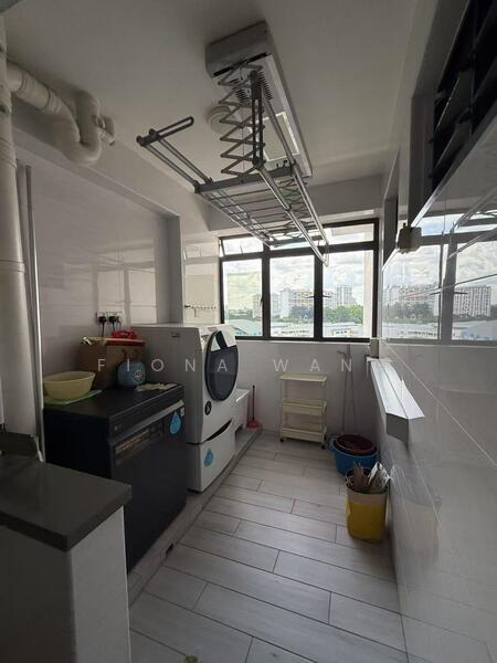 696 Jurong West Central 1, 696 Jurong West Central 1, 3 Bedrooms, 1,324 sqft, HDB Flat For Rent, by Fiona Wang, 60015474 - Laundry - PropertyGuru.com.sg