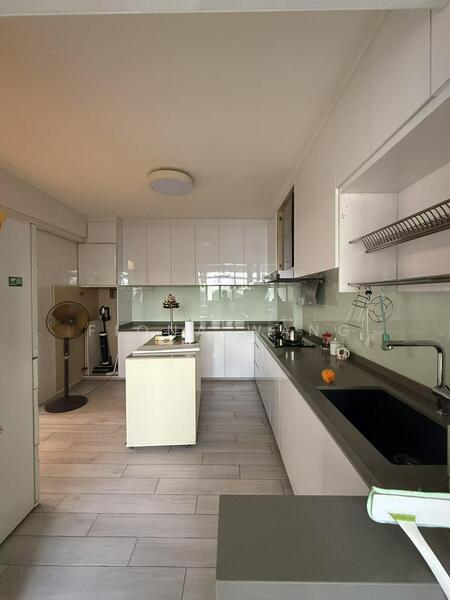 696 Jurong West Central 1, 696 Jurong West Central 1, 3 Bedrooms, 1,324 sqft, HDB Flat For Rent, by Fiona Wang, 60015474 - Kitchen - PropertyGuru.com.sg