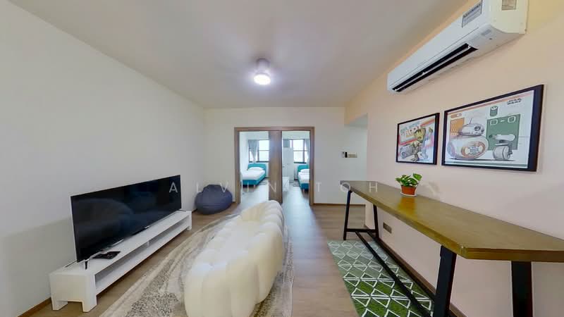 Westmere, 71 Jurong East Street 13, 5 Bedrooms, 1,098 sqft, Condominium For Rent, by Alvin Toh, 60015830 - Living Room - PropertyGuru.com.sg