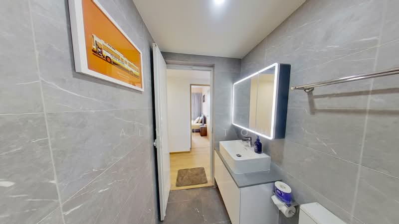 Westmere, 71 Jurong East Street 13, 5 Bedrooms, 1,098 sqft, Condominium For Rent, by Alvin Toh, 60015830 - Bathroom - PropertyGuru.com.sg