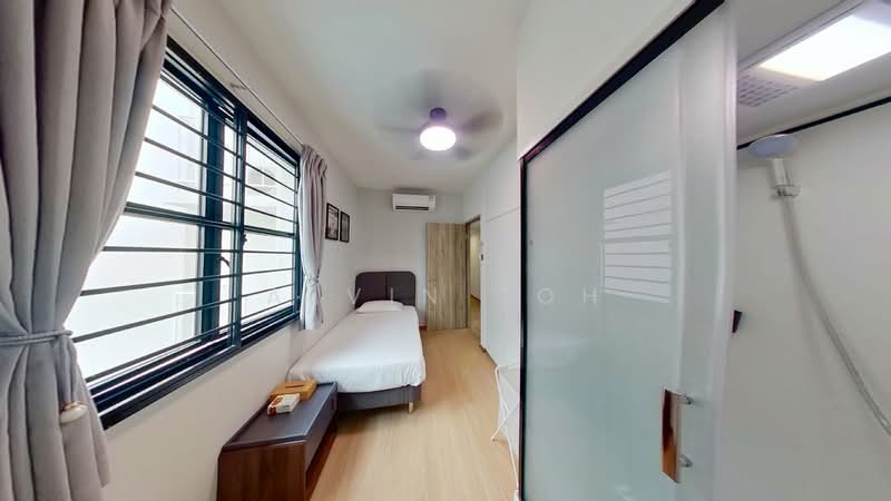 Westmere, 71 Jurong East Street 13, 5 Bedrooms, 1,098 sqft, Condominium For Rent, by Alvin Toh, 60015830 - Bedroom - PropertyGuru.com.sg