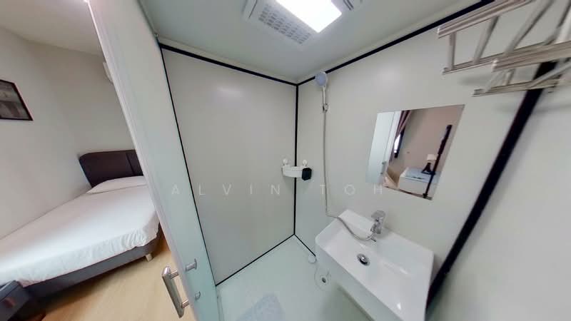 Westmere, 71 Jurong East Street 13, 5 Bedrooms, 1,098 sqft, Condominium For Rent, by Alvin Toh, 60015830 - Bedroom - PropertyGuru.com.sg