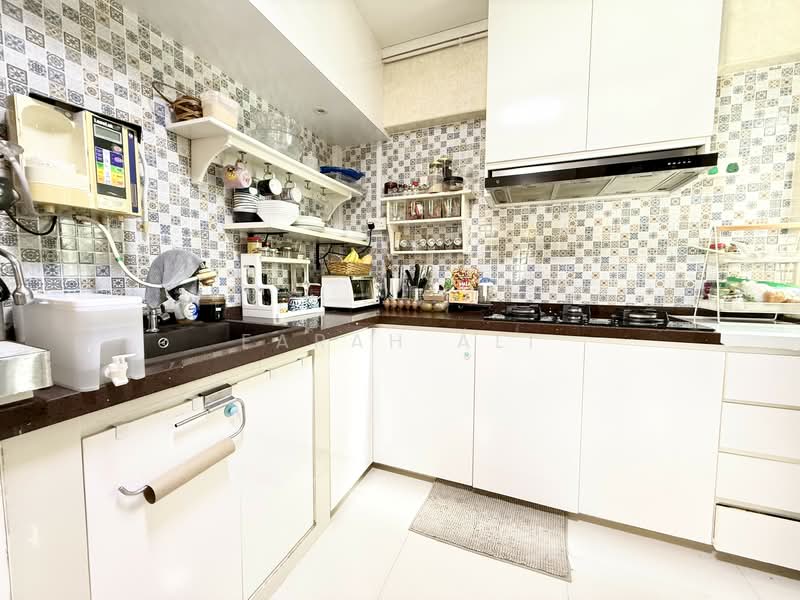 899A Woodlands Drive 50, 899A Woodlands Drive 50, 3 Bedrooms, 1,270 sqft, HDB Flat For Sale, by Farah Ali, 60015944 - Kitchen - PropertyGuru.com.sg
