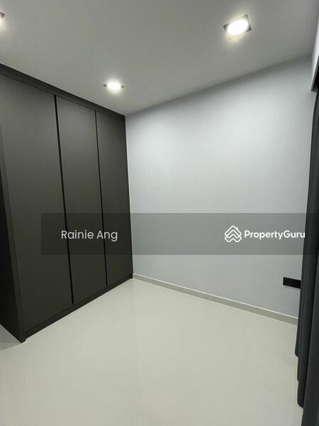 For Rent - Prive