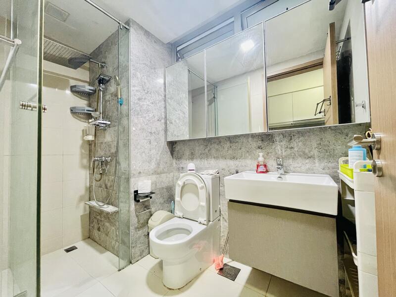 Q Bay Residences, 15 Tampines Street 86, Studio, 300 sqft, Condominium For Rent, by Young Chng, 60016093 - Bathroom - PropertyGuru.com.sg