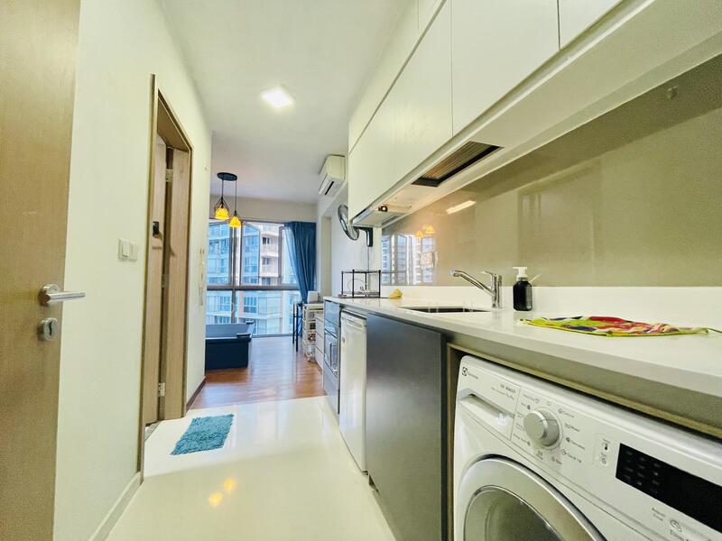 Q Bay Residences, 15 Tampines Street 86, Studio, 300 sqft, Condominium For Rent, by Young Chng, 60016093 - Kitchen - PropertyGuru.com.sg