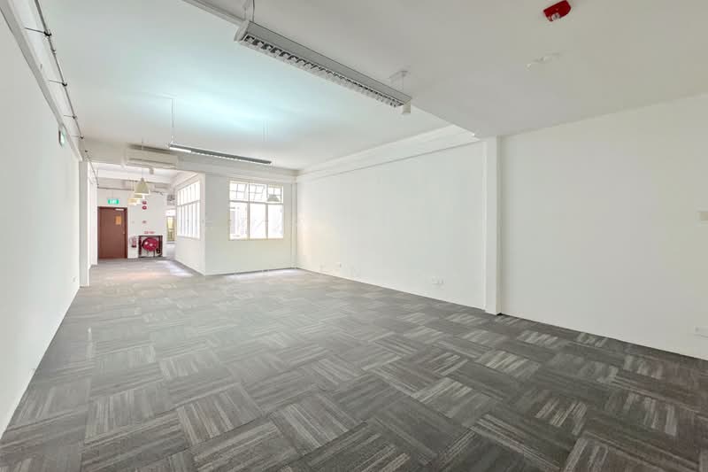 Club Street Office with 2 Toilets, Duxton Road/ Ann Siang Road/ Tras Street, 1,700 sqft, Shop / Shophouse For Rent, by Vivien Tan, 60016117 - CommercialGuru.com.sg