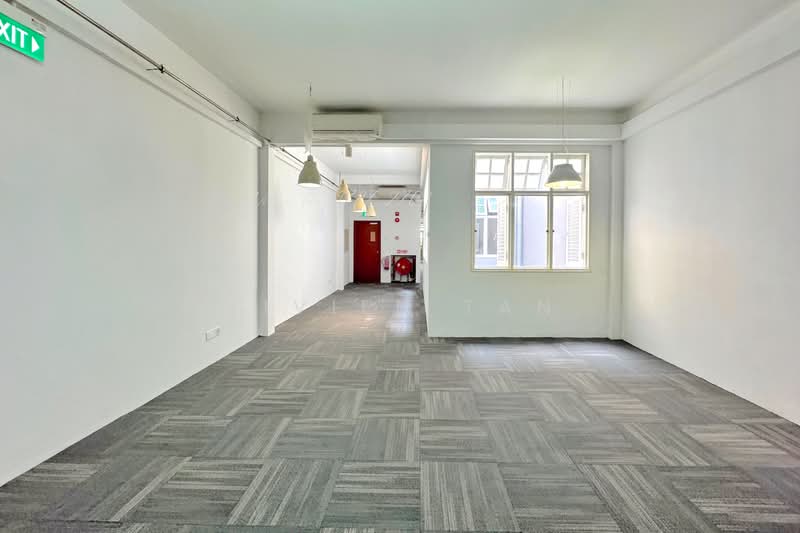 Club Street Office with 2 Toilets, Duxton Road/ Ann Siang Road/ Tras Street, 1,700 sqft, Shop / Shophouse For Rent, by Vivien Tan, 60016117 - CommercialGuru.com.sg