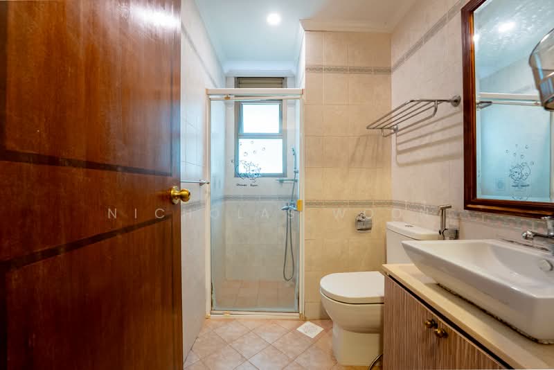 Hillbrooks, 88 Hillview Avenue, 2 Bedrooms, 1,270 sqft, Condominium For Sale, by Nicholas Woon, 60016166 - Bathroom - PropertyGuru.com.sg