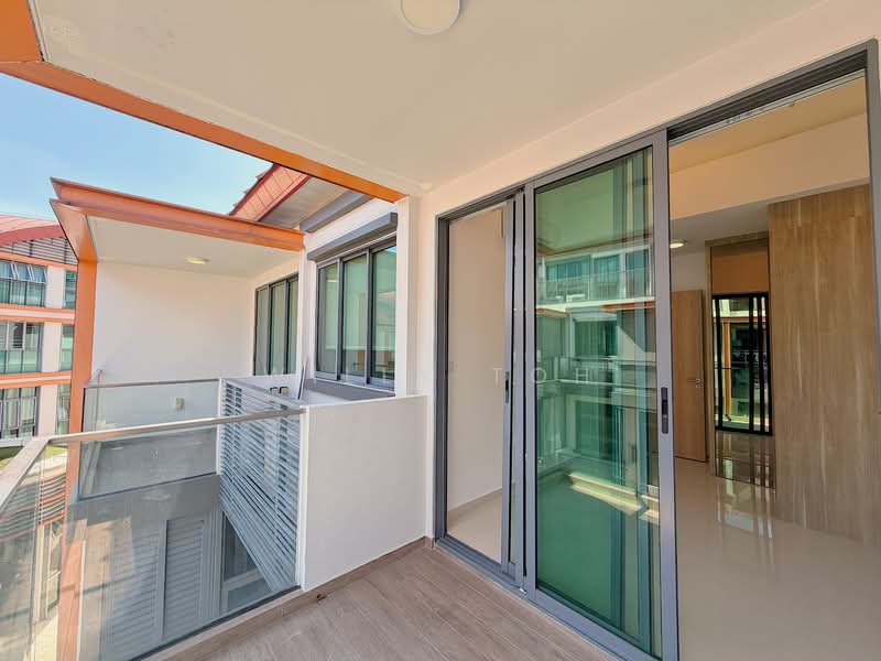 For Sale - Flora View