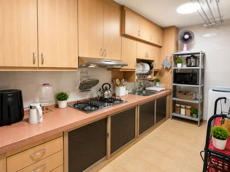 685A Choa Chu Kang Crescent, 685A Choa Chu Kang Crescent, Room Rental, 100 sqft, HDB Flat For Rent, by Kevin Li, 60016228 - Kitchen - PropertyGuru.com.sg
