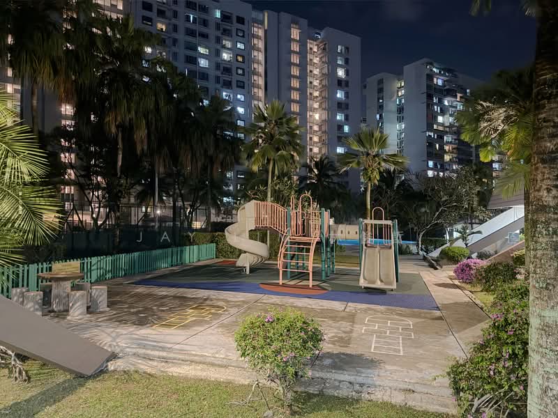 Lakepoint Condo, 2 Lakepoint Drive, Room Rental, 150 sqft, Condominium For Rent, by Jay Lim 林俊哲, 60016310 - playground - PropertyGuru.com.sg