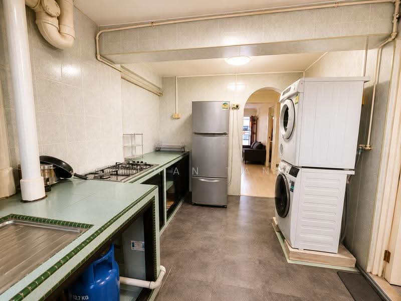 3 Tanjong Pagar Plaza, 3 Tanjong Pagar Plaza, Chinatown / Tanjong Pagar, 2 Bedrooms, 635 sqft, HDB Flat For Rent, by Ethan Tan, 60016331 - Kitchen - PropertyGuru.com.sg