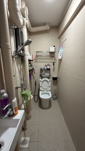 90 Commonwealth Drive, 90 Commonwealth Drive, Room Rental, 250 sqft, HDB Flat For Rent, by Jacqueline Lee 李瑞玲, 60016384 - PropertyGuru.com.sg