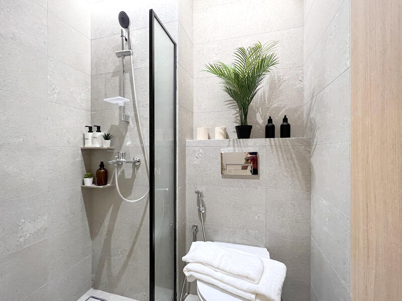For Rent - Private Studio at Orchard, Near MRT Station.