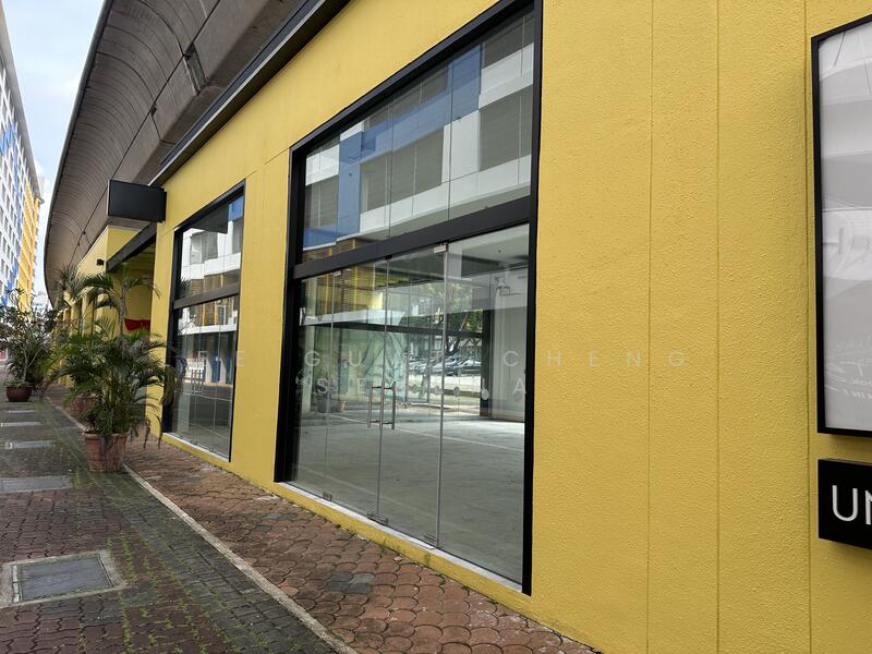 Tradehub 21, 8 Boon Lay Way, 2,787 sqft, Light Industrial (B1) For Rent, by Lee Guat Cheng Serena, 60016588 - CommercialGuru.com.sg