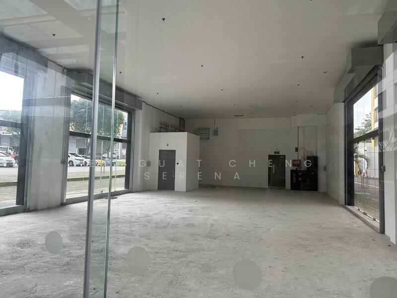 Tradehub 21, 8 Boon Lay Way, 2,787 sqft, Light Industrial (B1) For Rent, by Lee Guat Cheng Serena, 60016588 - Others - CommercialGuru.com.sg