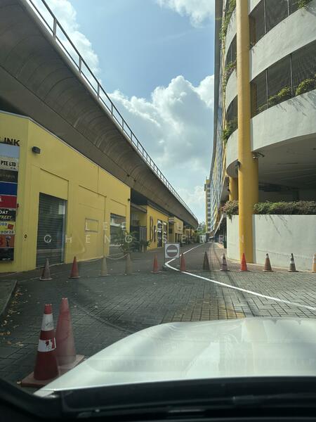 Tradehub 21, 8 Boon Lay Way, 2,787 sqft, Light Industrial (B1) For Rent, by Lee Guat Cheng Serena, 60016588 - CommercialGuru.com.sg