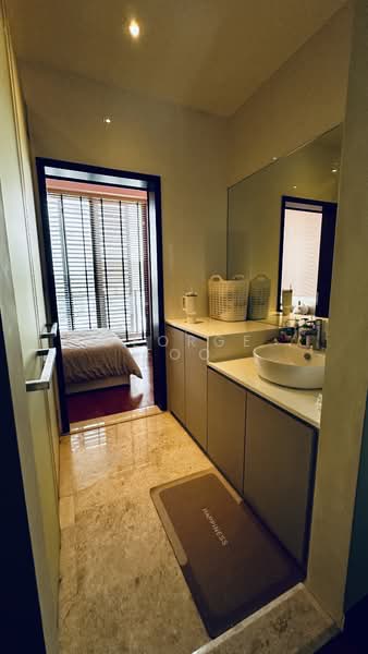 The Hillier, 6 Hillview Rise, 2 Bedrooms, 818 sqft, Condominium For Rent, by George Foo, 60016694 - Bathroom - PropertyGuru.com.sg