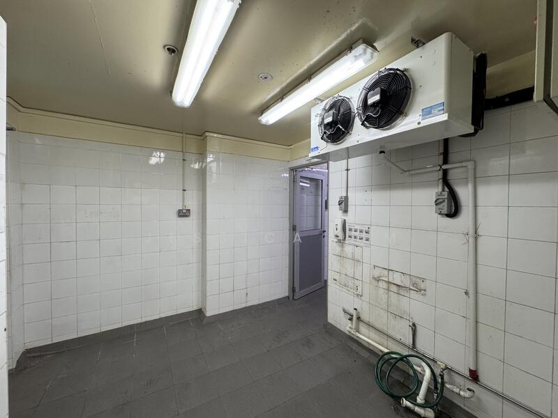 Enterprise Centre, 20 Bukit Batok Crescent, 3,886 sqft, Light Industrial (B1) For Rent, by Jessica Lim, 60016920 - Kitchen - CommercialGuru.com.sg