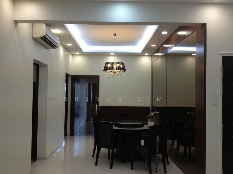 Spanish Village, 58 Farrer Road, Tanglin / Holland / Bukit Timah, 3 Bedrooms, 1,647 sqft, Condominium For Rent, by Brenda Sim, 60017058 - Dining Room - PropertyGuru.com.sg