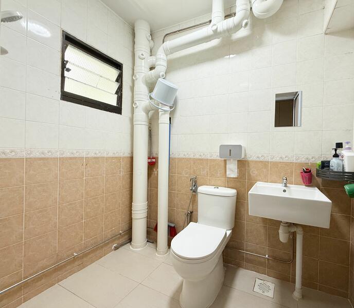 For Rent - 409 Sembawang Drive