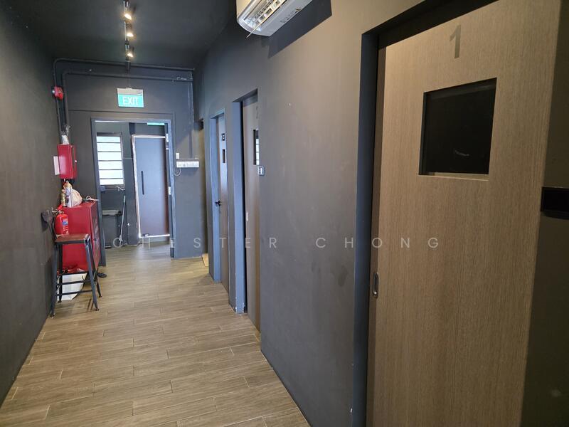 226E Ang Mo Kio Avenue 1, Ang Mo Kio Avenue 1, 1,497 sqft, Shop / Shophouse For Sale, by Chester Chong, 60017358 - Hallway - CommercialGuru.com.sg