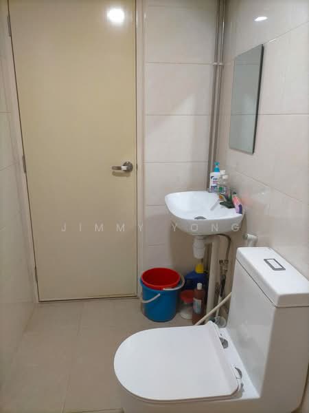 People's Park Complex, 1 Park Road, Room Rental, 80 sqft, Apartment For Rent, by Jimmy Yong, 60017908 - Bathroom - PropertyGuru.com.sg