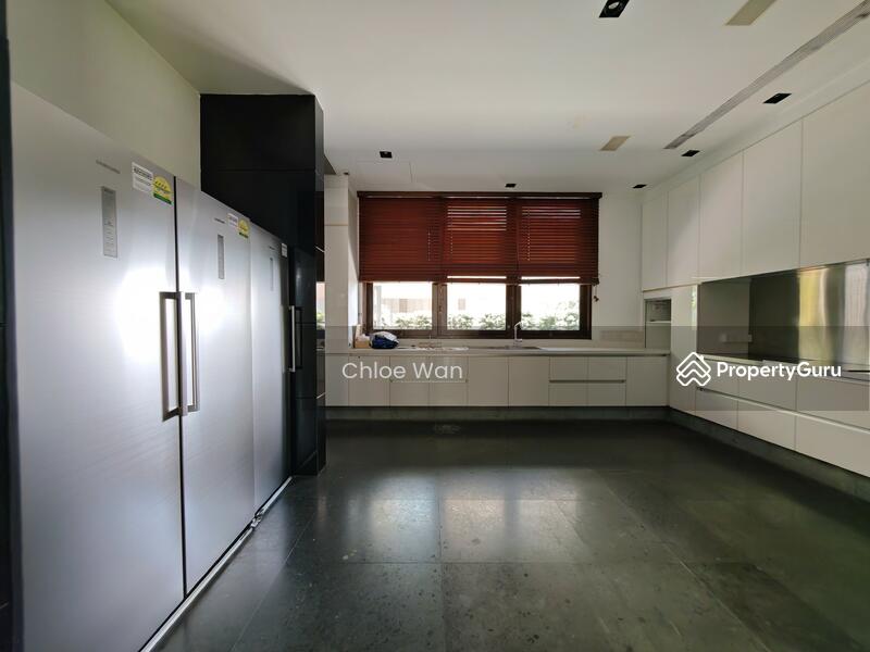 Dry Kitchen