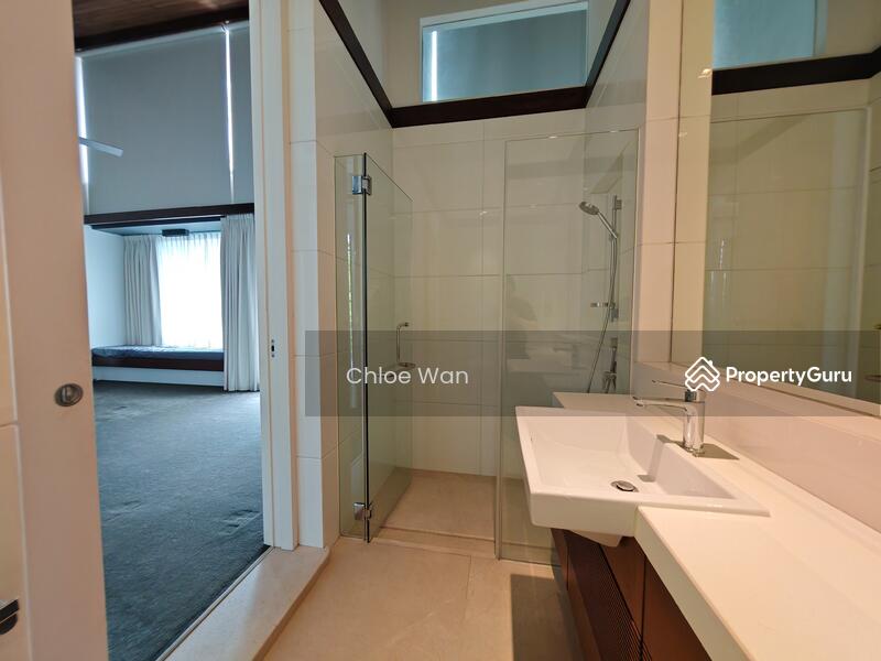 Level 2 Bathroom 2