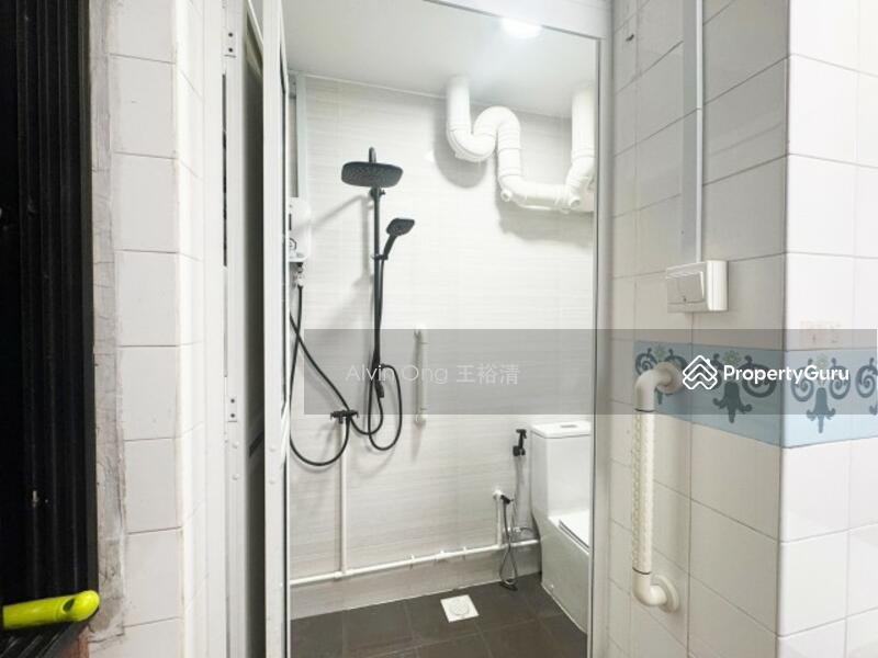 For Sale - 118 Pasir Ris Street 11