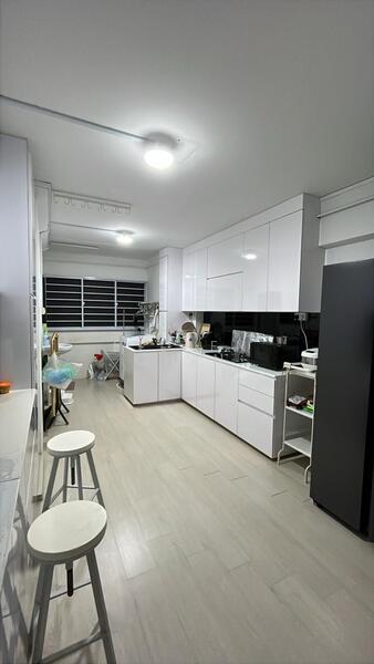 295 Tampines Street 22, 295 Tampines Street 22, Room Rental, 200 sqft, HDB Flat For Rent, by Eileen Chin, 60018184 - Kitchen - PropertyGuru.com.sg