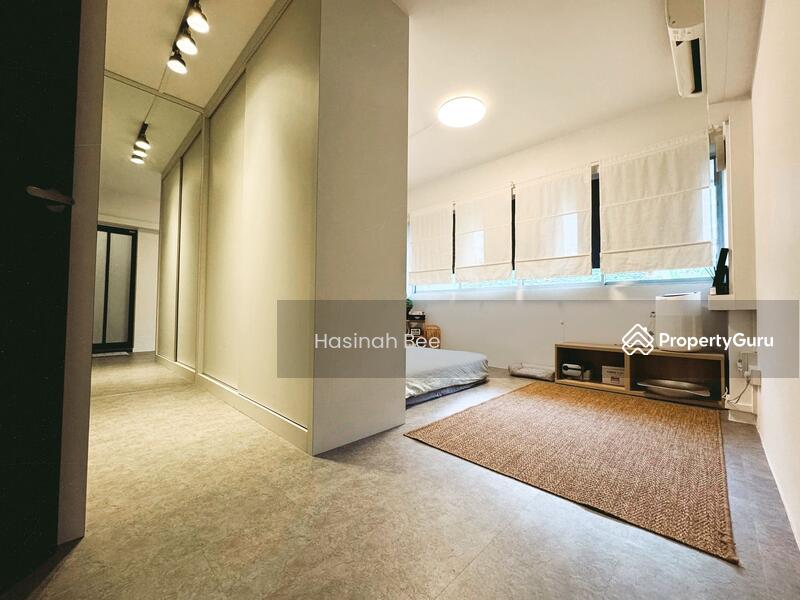 Master room with segregated wardrobe