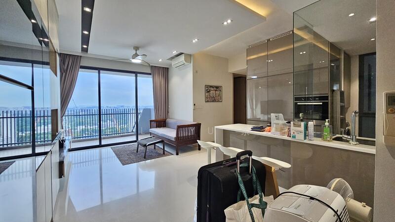 J Gateway, , 3 Bedrooms, 947 sqft, Condominium For Rent, by Kelly Yu 余奕葹, 60018241 - Living Room - PropertyGuru.com.sg