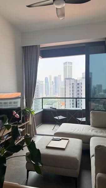 Midtown Modern, 18 Tan Quee Lan Street, Beach Road / Bugis / Rochor, 2 Bedrooms, 635 sqft, Condominium For Sale, by Kris Poh, 60018290 - Living Room - PropertyGuru.com.sg