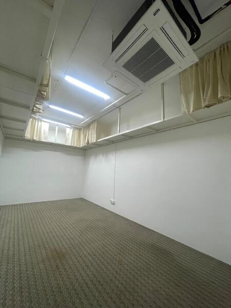 Tradehub 21, 18 Boon Lay Way, 253 sqft, Light Industrial (B1) For Rent, by Ben Chew, 60018312 - Study - CommercialGuru.com.sg
