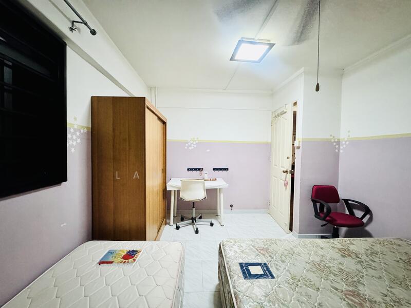 For Rent - 306 Clementi Avenue 4