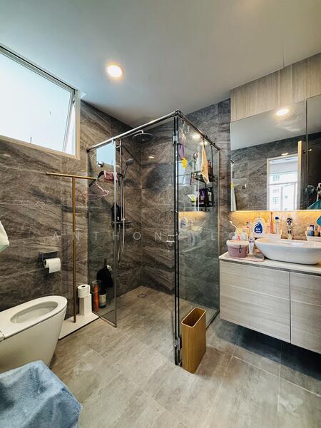 Northvale, 71 Choa Chu Kang Loop, 2 Bedrooms, 1,033 sqft, Condominium For Sale, by Anthony Low, 60018463 - Bathroom - PropertyGuru.com.sg