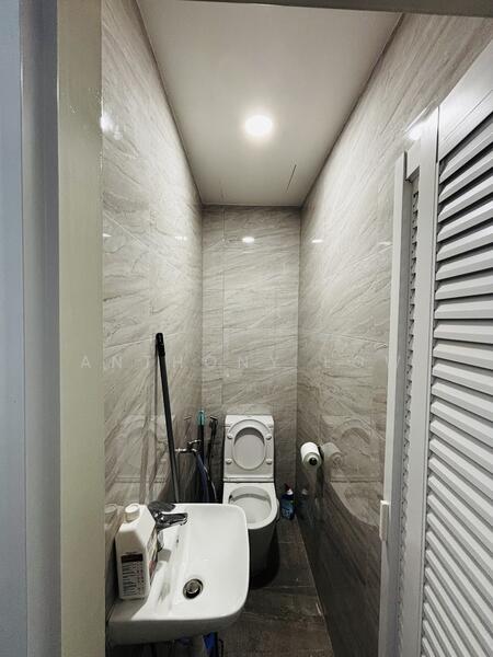 Northvale, 71 Choa Chu Kang Loop, 2 Bedrooms, 1,033 sqft, Condominium For Sale, by Anthony Low, 60018463 - Bathroom - PropertyGuru.com.sg