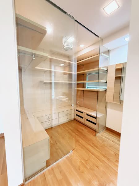 bowmont garden, Bowmont gardens, 7 Bedrooms, 4,500 sqft, Semi-Detached House For Rent, by Razak ., 60018472 - Interior - PropertyGuru.com.sg