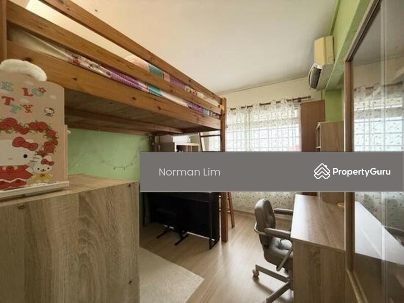 Common Room 1