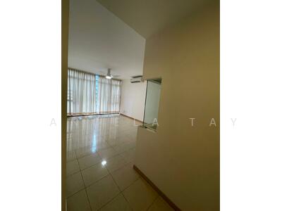 For Rent - The Lakeshore