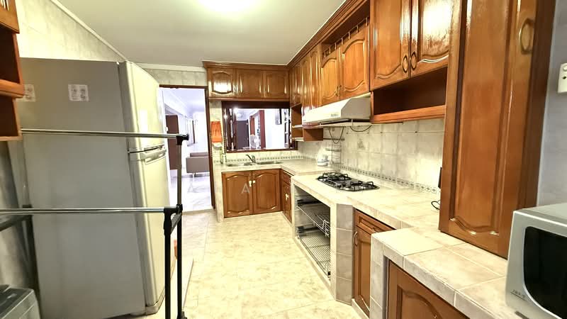 571 Cheng San Court, 571 Ang Mo Kio Avenue 3, 2 Bedrooms, 883 sqft, HDB Flat For Rent, by Ana K.P., 60019328 - Kitchen - PropertyGuru.com.sg
