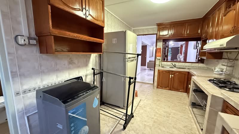 571 Cheng San Court, 571 Ang Mo Kio Avenue 3, 2 Bedrooms, 883 sqft, HDB Flat For Rent, by Ana K.P., 60019328 - Kitchen - PropertyGuru.com.sg